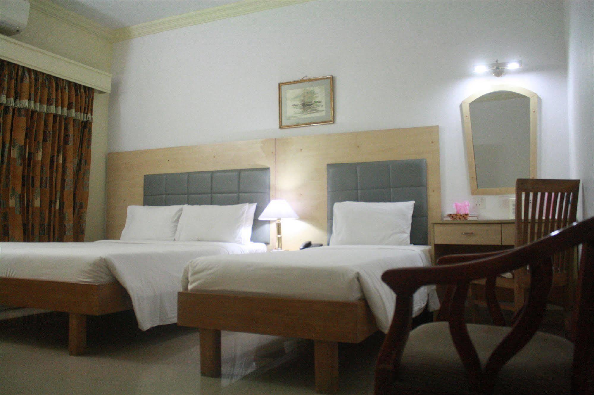 Hotel Ornate Dhaka Ngoại thất bức ảnh