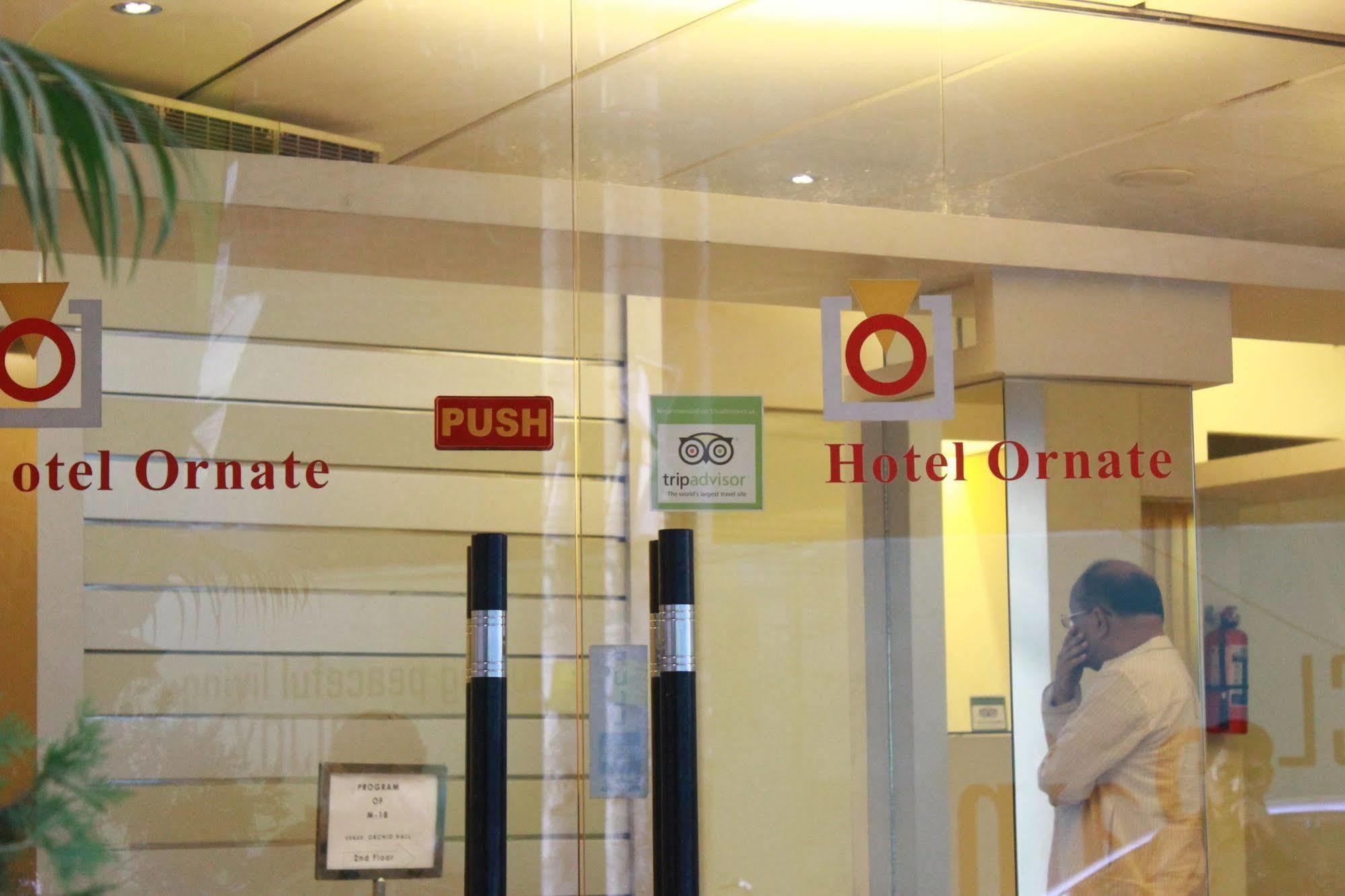 Hotel Ornate Dhaka Ngoại thất bức ảnh